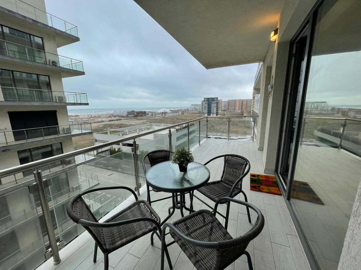De Silva Studio Zebra Apartment *