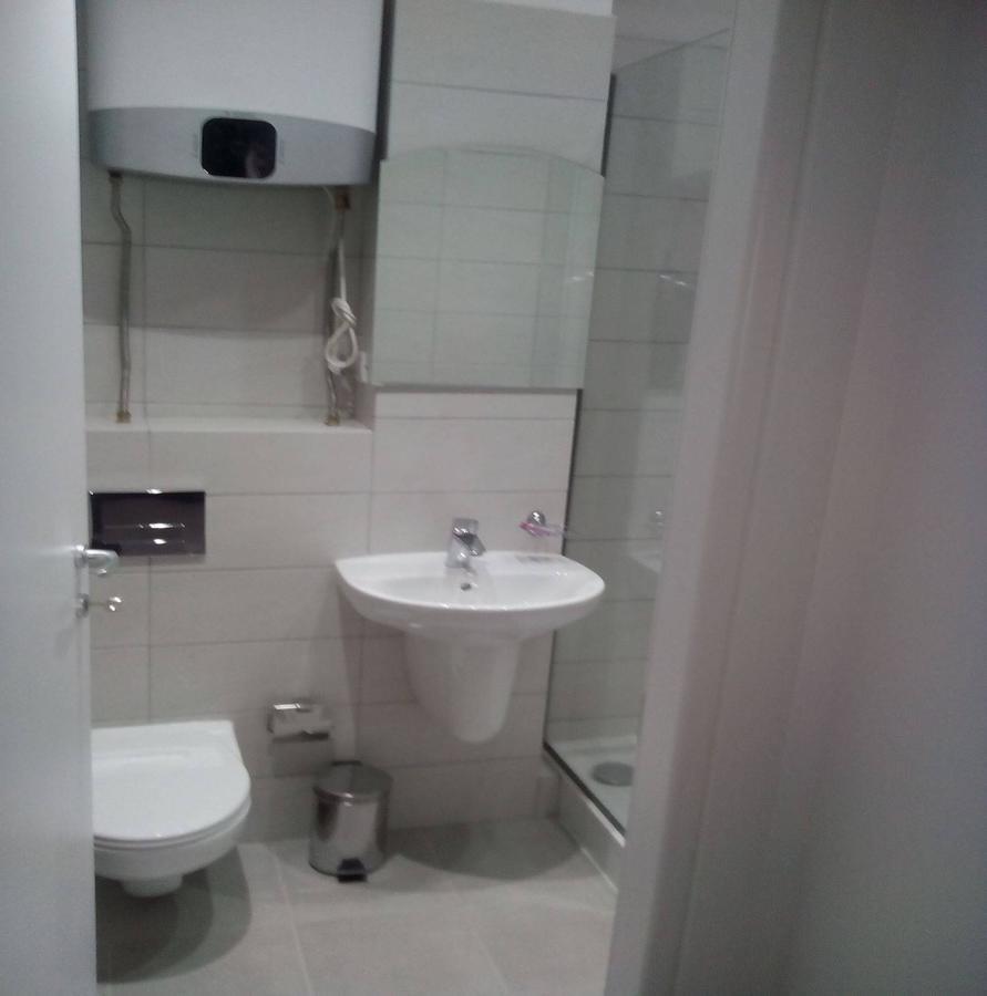 De Silva Studio Zebra Apartment *