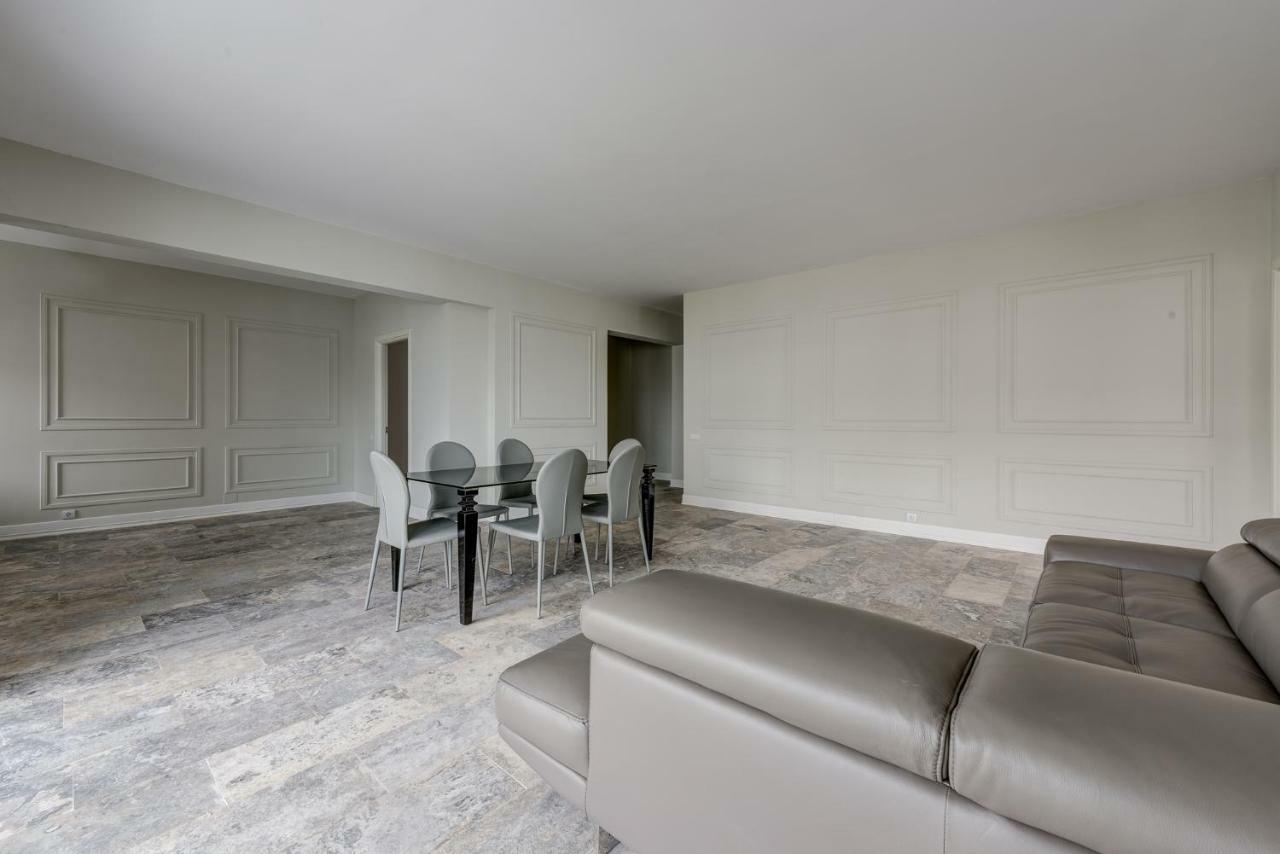 De Silva Studio Zebra Apartment *