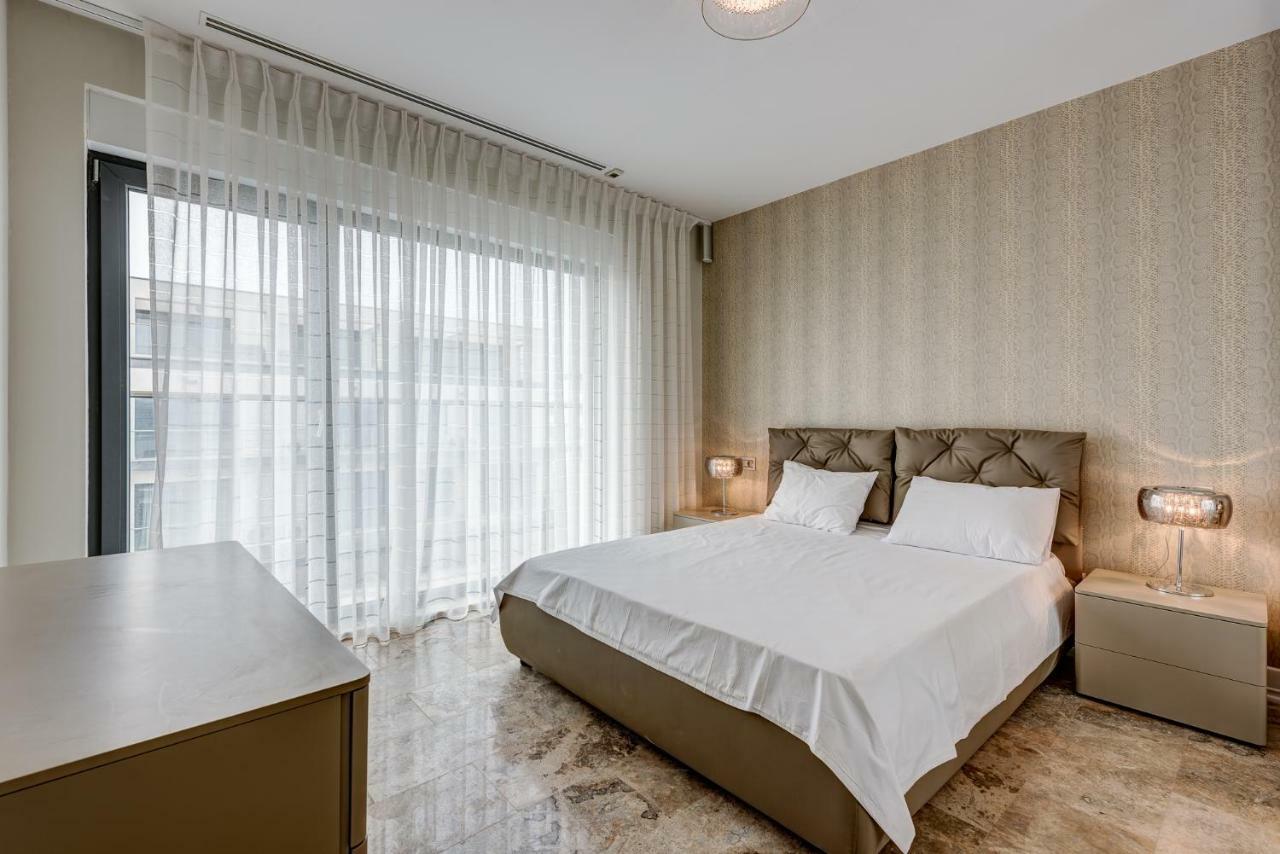 De Silva Studio Zebra Apartment *